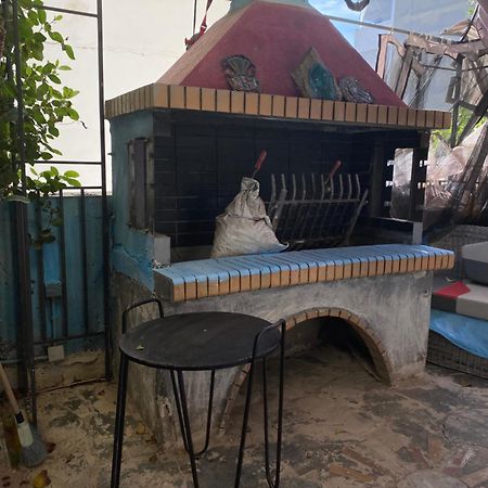 Apartment With Barbecue 1 Km Beach Athen Eksteriør billede